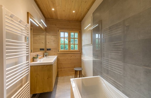 Saint-Jorioz Ski Chalet | 150 m² Chalet ∙ 4 bedrooms ∙ 7 guests