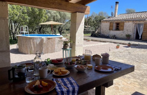 Lloret de Vistalegre Villa | 150 m² Villa ∙ 2 bedrooms ∙ 4 guests
