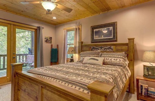 Eagle Mountain House | 150 m² House ∙ 2 bedrooms ∙ 6 guests