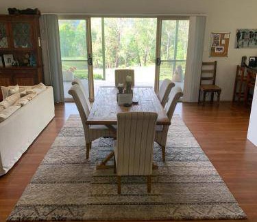 Woodhill House | 150 m² House ∙ 3 bedrooms ∙ 6 guests