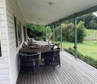 Woodhill House | 150 m² House ∙ 3 bedrooms ∙ 6 guests