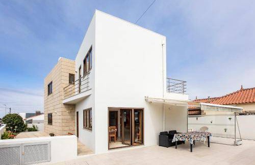 Vila do Conde House | 150 m² House ∙ 3 bedrooms ∙ 6 guests