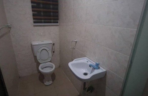 Oshodi-Isolo House | 150 m² House ∙ 3 bedrooms ∙ 6 guests