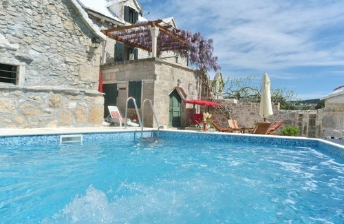 Donji Humac House | 150 m² House ∙ 3 bedrooms ∙ 7 guests