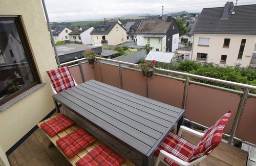 Ochtendung House | 150 m² House ∙ 4 bedrooms ∙ 8 guests