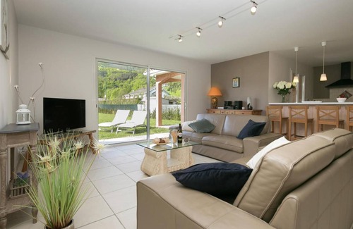 Lourdes House | 150 m² House ∙ 4 bedrooms ∙ 8 guests