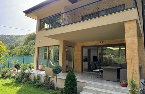Sarajevo Canton House | 150 m² House ∙ 4 bedrooms ∙ 11 guests