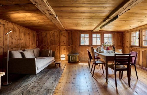 Visperterminen House | 150 m² House ∙ 2 bedrooms ∙ 4 guests
