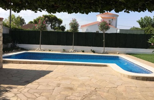 Les Tres Cales House | 150 m² House ∙ 4 bedrooms ∙ 6 guests