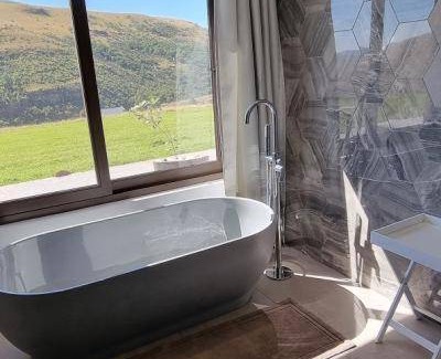 Pixley Ka Seme Cabin | 150 m² Lodge ∙ 3 bedrooms ∙ 6 guests