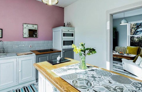 Ballyferriter Apartment | 150 m² Serviced apartment ∙ 2 bedrooms ∙ 5 guests