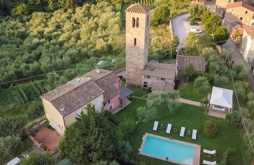 Sant'Andrea di Compito Villa | 150 m² Villa ∙ 3 bedrooms ∙ 6 guests