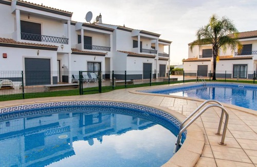 Mosqueira Villa | 150 m² Villa ∙ 3 bedrooms ∙ 6 guests