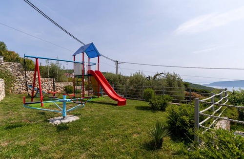 Martina Villa | 150 m² Villa ∙ 4 bedrooms ∙ 8 guests