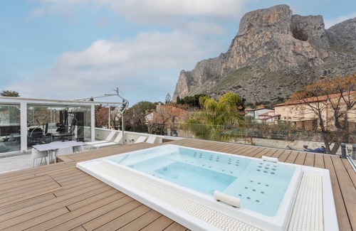 Sferracavallo Villa | 150 m² Villa ∙ 3 bedrooms ∙ 5 guests