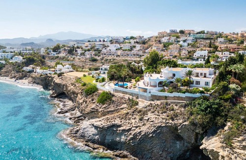 Villajoyosa House | 1500 m² House ∙ 5 bedrooms ∙ 10 guests