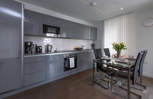 Walworth Apartment | 1505 WH - Eden Suite
