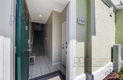 Gulfport Villa | 1505V A short walk to the beach.