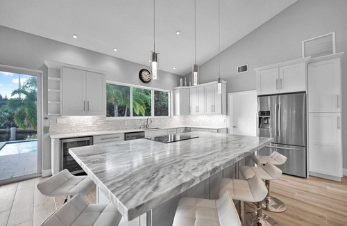 The Cove House | 1508 Managed by Brampton Park