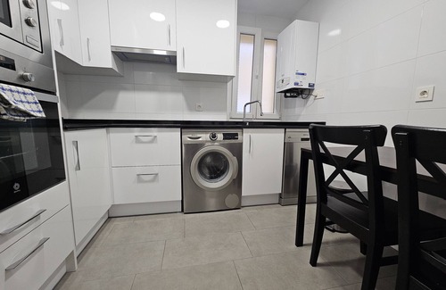 Gijon City Centre Apartment | 150A Apartamento moderno, Playa de San Lorenzo