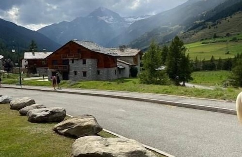 Val Cenis Apartment | 150m from shops, Ground floor, fitness, swimming pool, balcony, tv, ski locker, 38m², Val Cenis