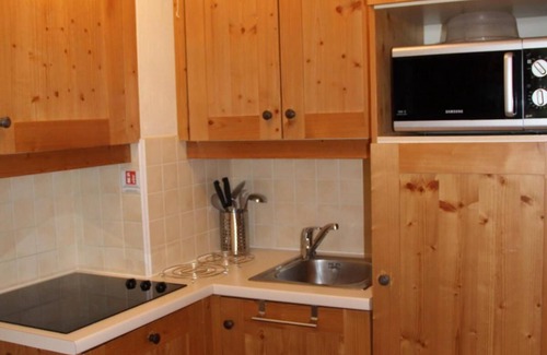 Val Cenis Apartment | 150m from shops, 2nd floor, view swimming pool, fitness, swimming pool, balcony, tv, ski locker