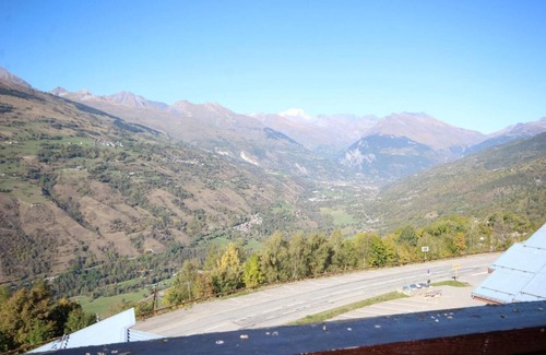 Montchavin Apartment | 150m from ski slopes, 5th floor, view mountain, tv, ski locker, 47m², Montchavin La Plagne