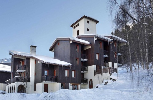 Montchavin Apartment | 150m from ski slopes, 5th floor, view mountain, tv, ski locker, 47m², Montchavin La Plagne
