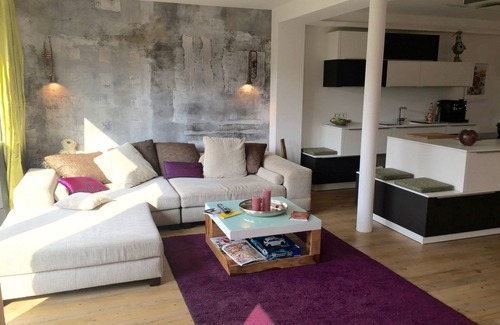 Andreasvorstadt House | 150m² private family home with garden view, close to the center for 6 guests