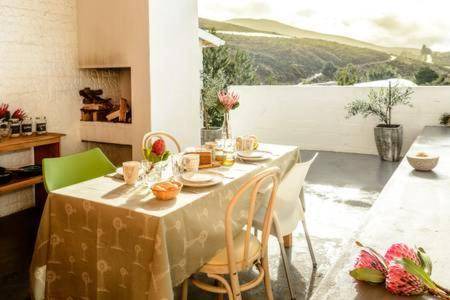Papiesvlei House | 152 m² Farmhouse ∙ 2 bedrooms ∙ 4 guests