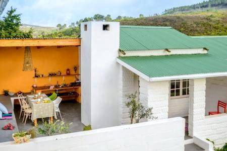 Papiesvlei House | 152 m² Farmhouse ∙ 2 bedrooms ∙ 4 guests