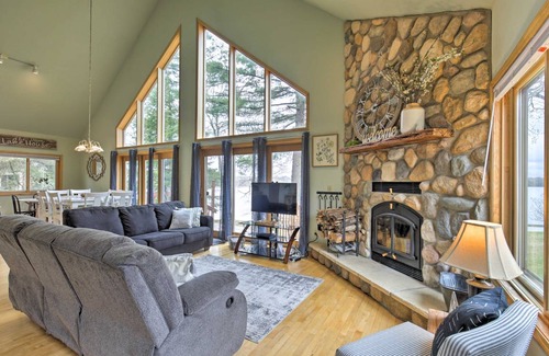 Eagle River House | 152 m² House ∙ 2 bedrooms ∙ 14 guests