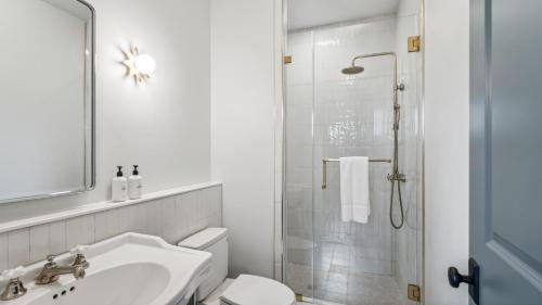 French Quarter Apartment | 153 m² Apartment ∙ 4 bedrooms ∙ 11 guests