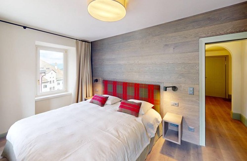 Samedan Apartment | 153 m² Apartment ∙ 4 bedrooms ∙ 8 guests
