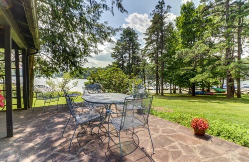 Blakeslee House | 153 m² House ∙ 2 bedrooms ∙ 10 guests
