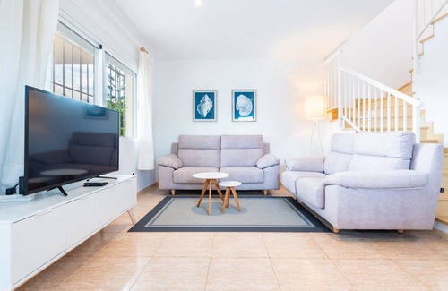 Vinaros House | 153 m² House ∙ 3 bedrooms ∙ 6 guests