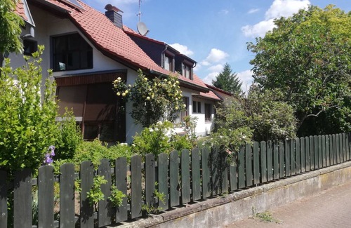 Bergisch Gladbach House | 154 m² House ∙ 4 bedrooms ∙ 10 guests