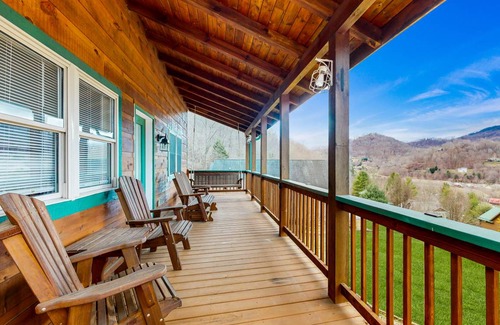 Waynesville House | 154 m² House ∙ 3 bedrooms ∙ 7 guests