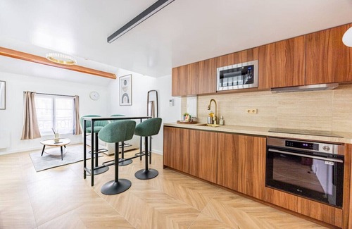 Quartier Sainte-Avoye Apartment | 155. Luxury suite-Etienne Marcel-Châtelet-Paris 3
