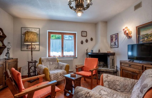 Arvier Ski Chalet | 155 m² Chalet ∙ 4 bedrooms ∙ 6 guests