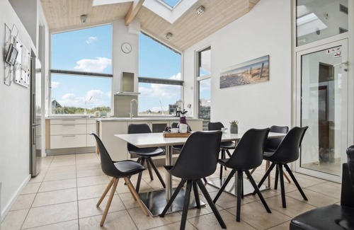 Bjerregard Strand House | 155 m² House ∙ 4 bedrooms ∙ 10 guests