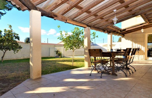 Vauvert House | 155 m² House ∙ 3 bedrooms ∙ 6 guests
