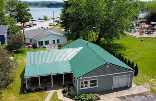 Edinboro House | 155 m² House ∙ 4 bedrooms ∙ 8 guests