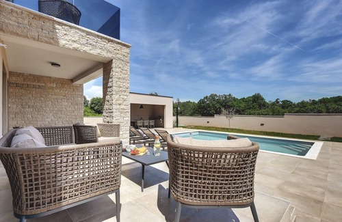Loborika Villa | 155 m² Villa ∙ 3 bedrooms ∙ 6 guests