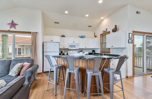 Monteray Shores House | 1559 - Sound Retreat 6-bed 4.5-bath soundfront home in Corolla NC, pet friendly, private pool