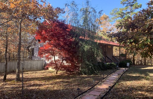 Mentone Cabin | 1560529 FANTASTIC RATES ON THIS PRIVATE, SECLUDED TWO BEDROOM CABIN