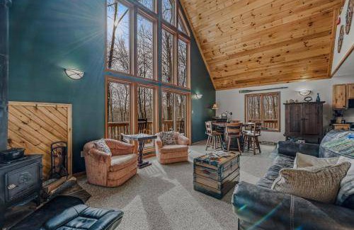 Berkeley Springs Ski Chalet | 157 m² Chalet ∙ 3 bedrooms ∙ 6 guests