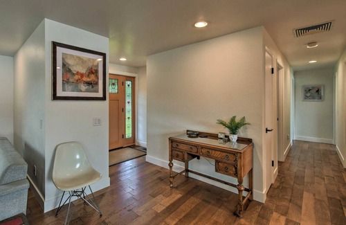 East Olympia House | 157 m² House ∙ 3 bedrooms ∙ 6 guests