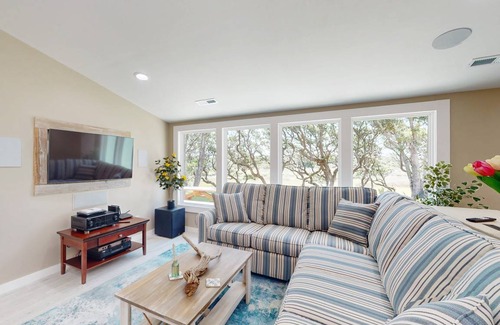 Atlantic Beach Cottage | 158 m² Cabin ∙ 4 bedrooms ∙ 10 guests