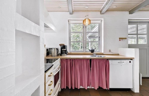 Oster Somarken House | 1580 Aakirkeby - Boesparken 17